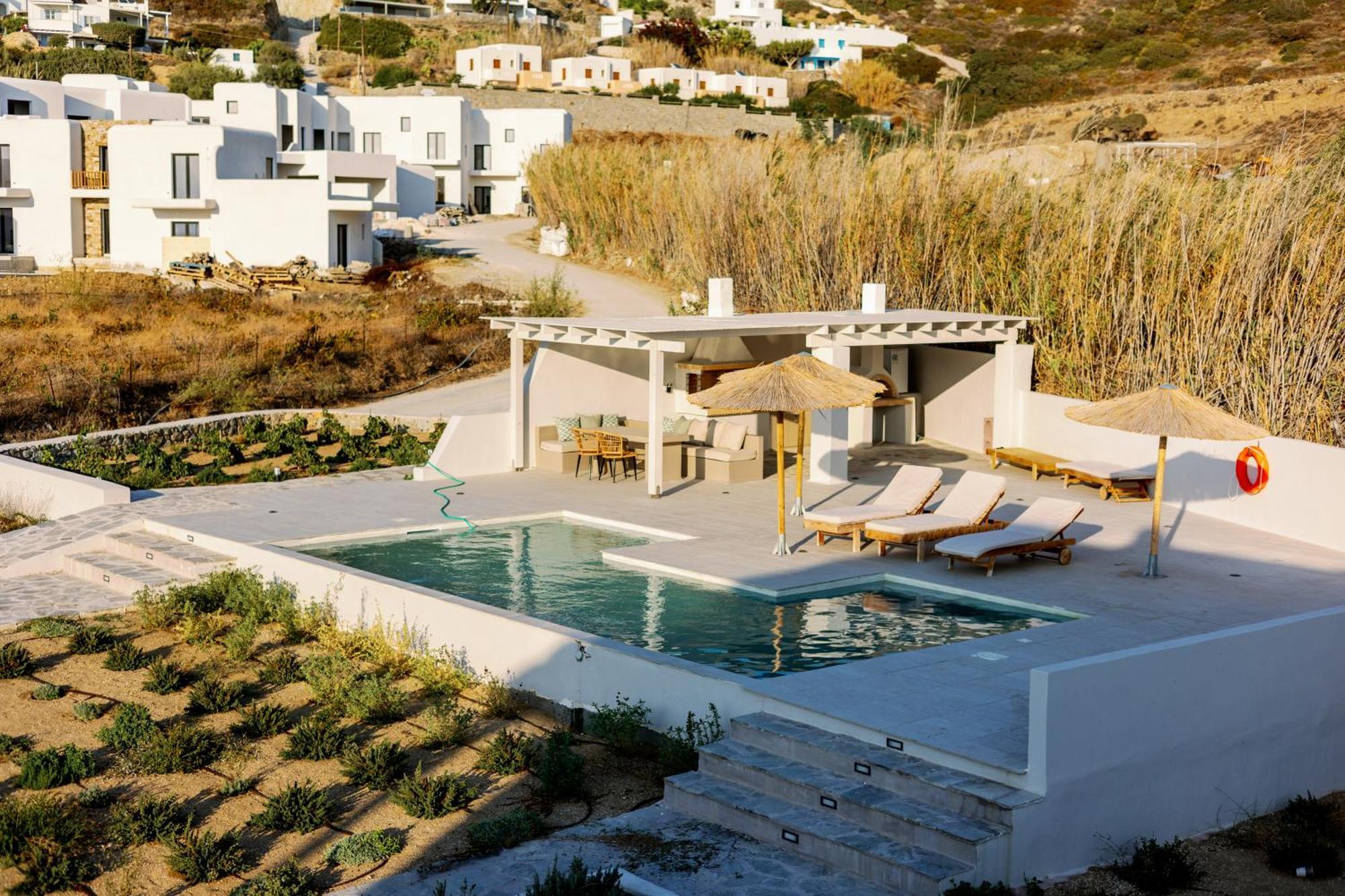 Villa Finest -Seaside Villa With Private Swimming Pool- 미크리 비글라 외부 사진